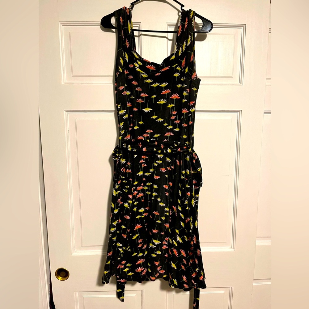 Effie’s Heart floral dress size Large with fabric belt of same pattern